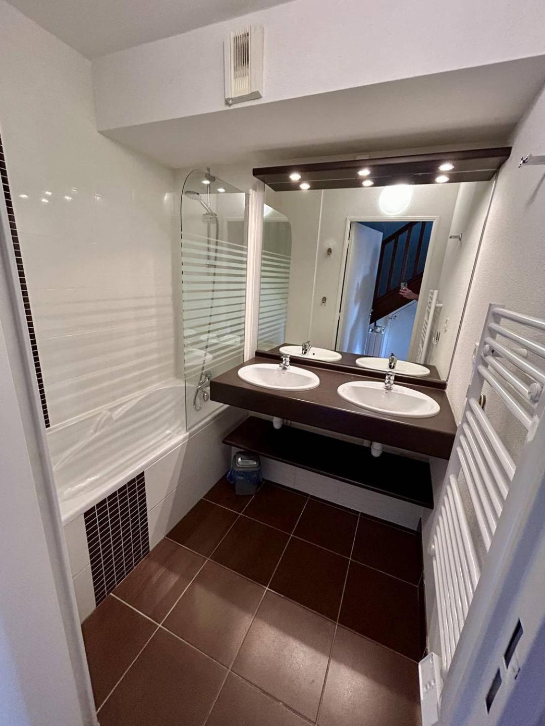 110 - Appartement Duplex 6 Personnes Vue Sur Golf. Фреэль Экстерьер фото